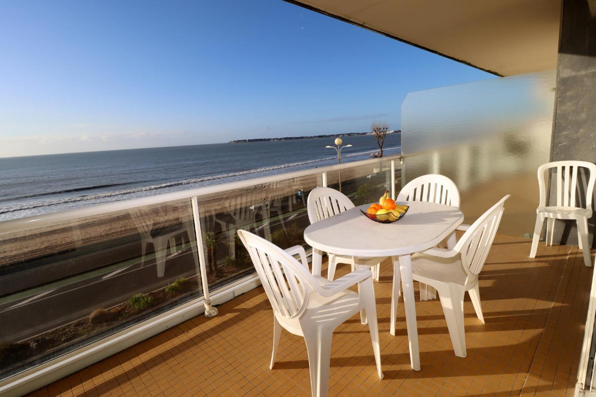 Le Plein Sud By Tranquil At - Face Avec Grande Terrasse Apartment *